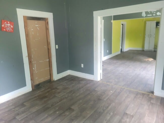 Photo - 507 S Middle St