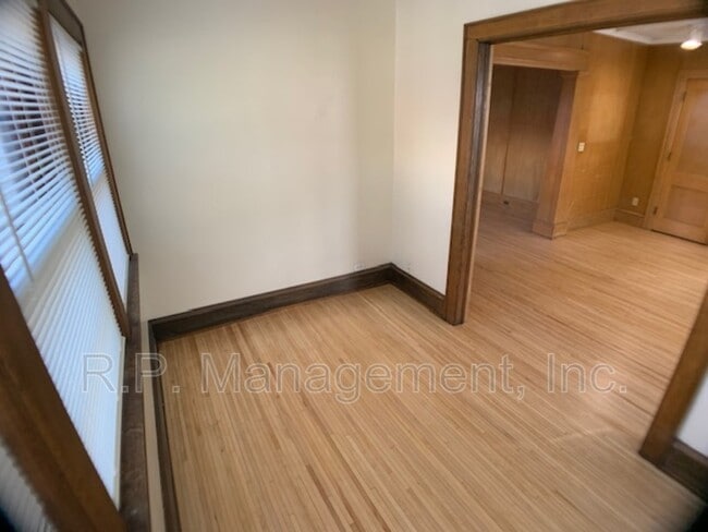 Photo - 1434 W 32nd St Unit #1