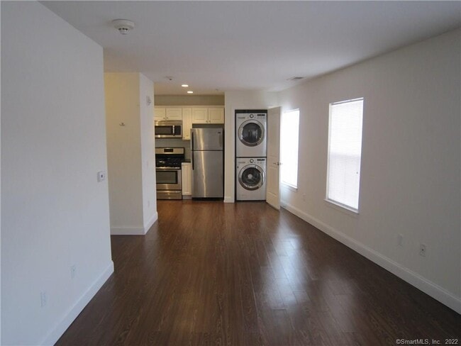 Photo - 947 Hope St Unit 305