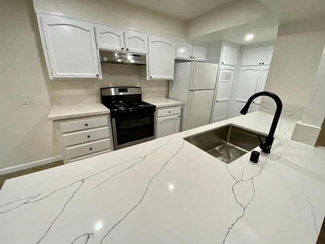Photo - 6033 Estelle St Unit 10