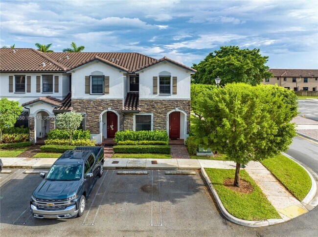 Photo - 705 SE 13th Street Cir