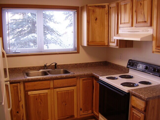 Photo - 1546 Turner St Unit 2