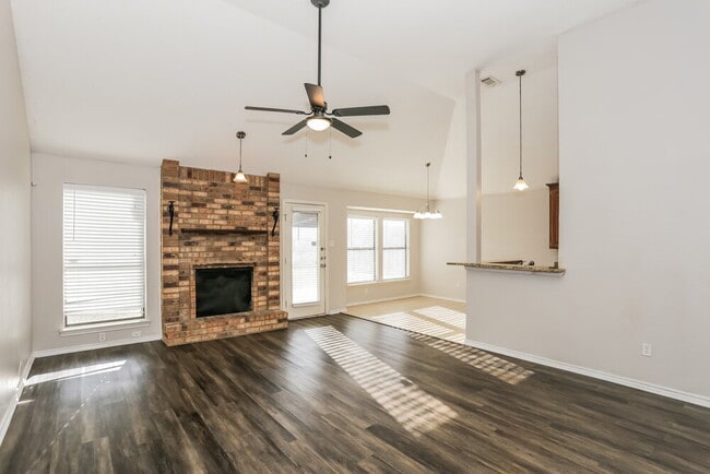 Photo - 617 Parkview Dr