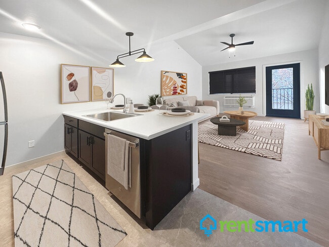 Building Photo - 2405 Arcadia Dr Unit #301