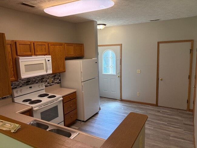 Photo - 3 Bedroom 3.5 Bath Townhouse