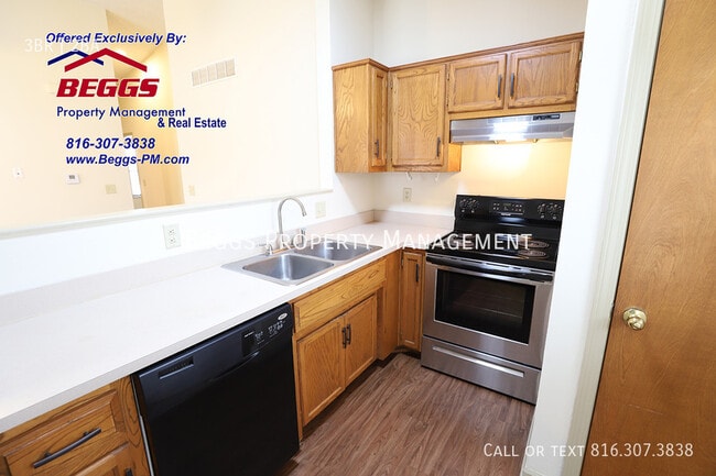 Photo - 300 S Terrace Ave