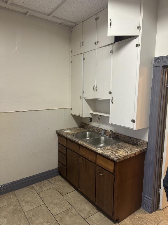 Photo - 110 S Main St