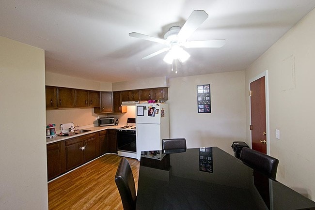 Marshall Place Apartments