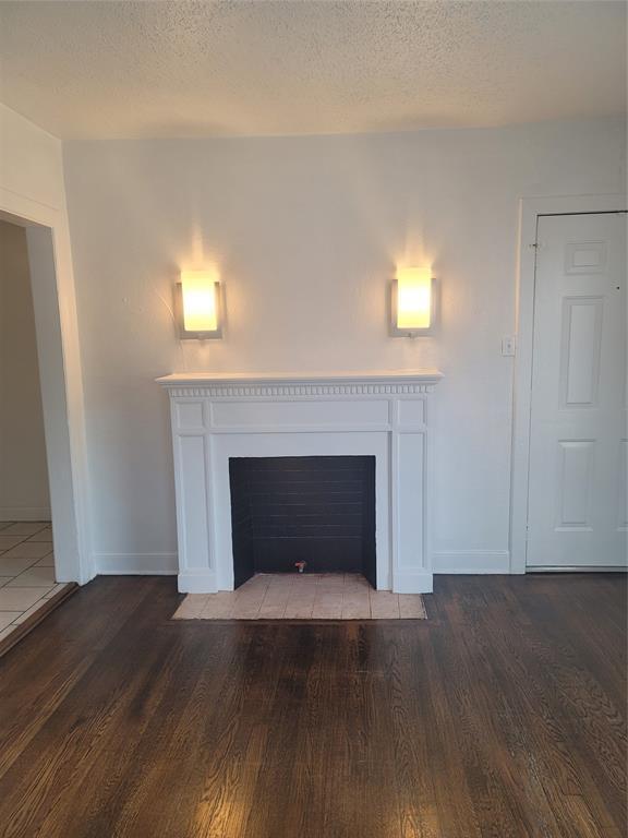 Photo - 1914 Binz St Apartment Unit 4