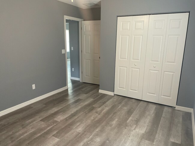 Photo - 219 Locust Ln