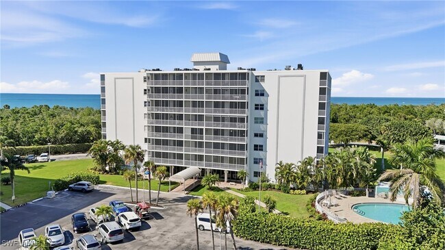 Building Photo - 5 Bluebill Ave Unit 301