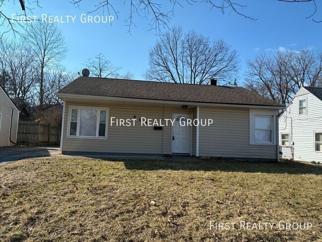 Building Photo - 415 Alexander Dr