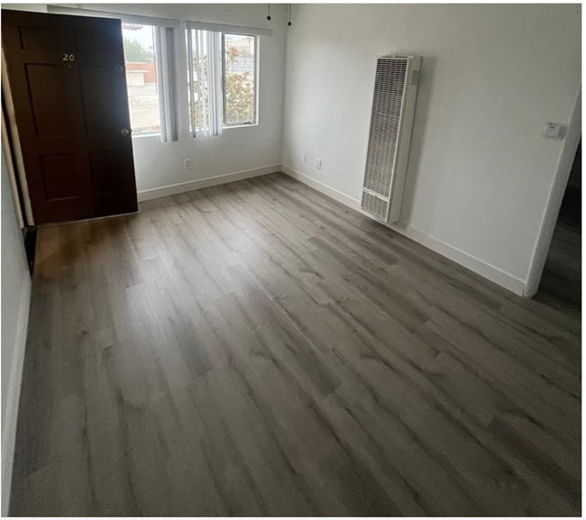 Building Photo - 5919-5925 Crenshaw Blvd. Los Angeles, CA 9... Unit 20 Rental