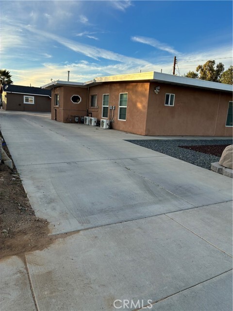 Photo - 627 Xenia Ave