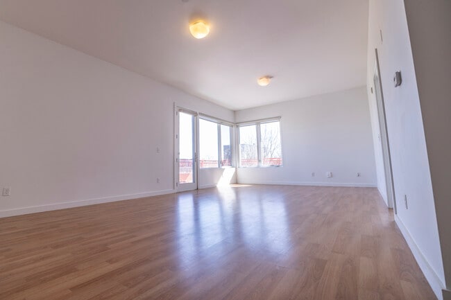Photo - Prospect Apartments with Pro Gym Access