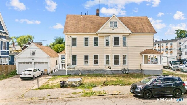 Photo - 725 Beechwood Ave