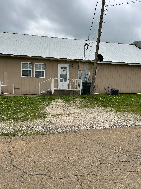 Photo - 102 Walnut St Apartment Unit A