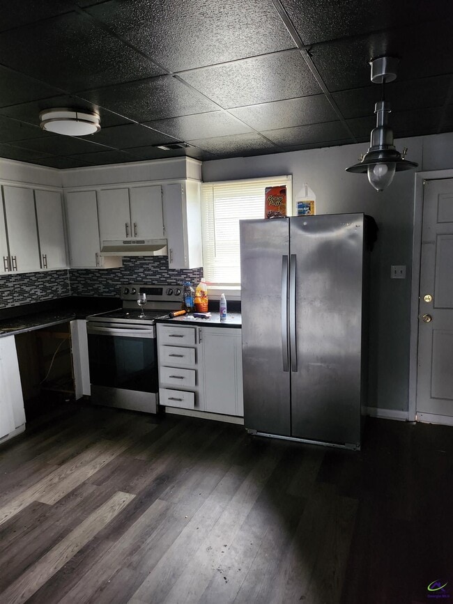 300 Carolina B6 Ave