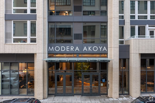 Akoya