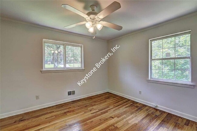 Photo - 2577 Graywall St