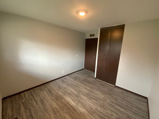 Photo - 1001 E Seminary St