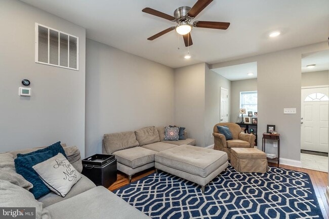 Photo - 365 Bonsal St