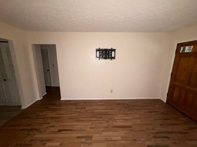 10406 Torrington Rd Unit 1