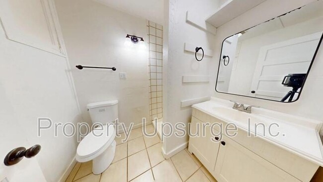 Photo - 630 Bird St Unit 2