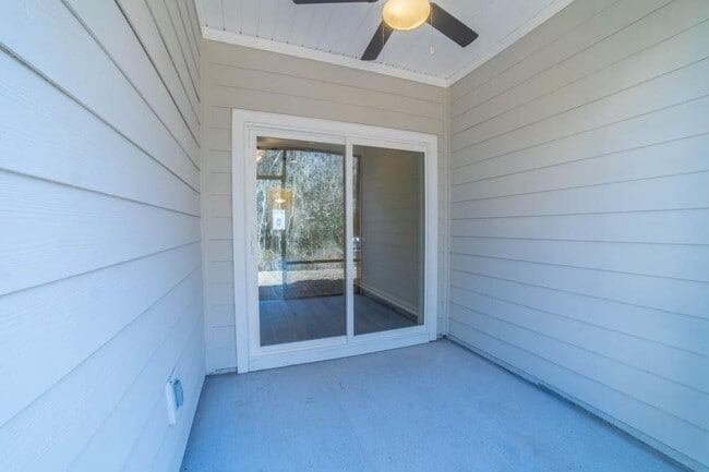 Photo - 131 Lower Creek Dr