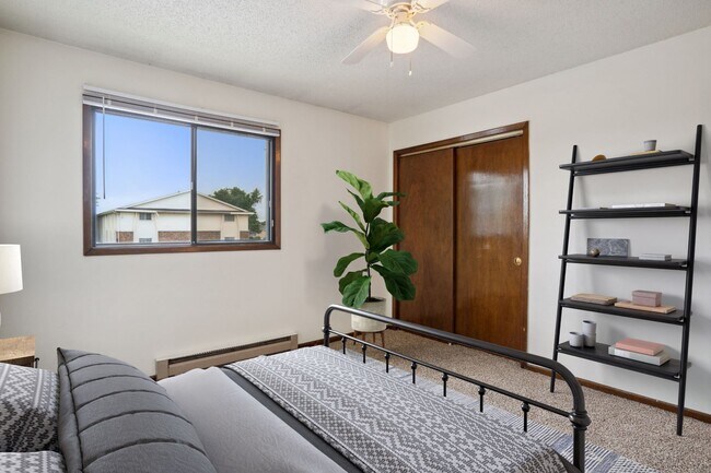 One Bedroom A - 1 Bed / 1 Bath - 700 Sq.Ft.