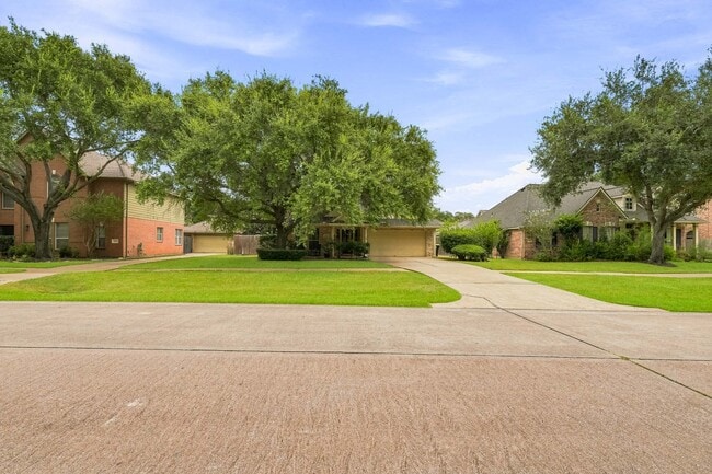 Photo - 3710 S Barnett Way