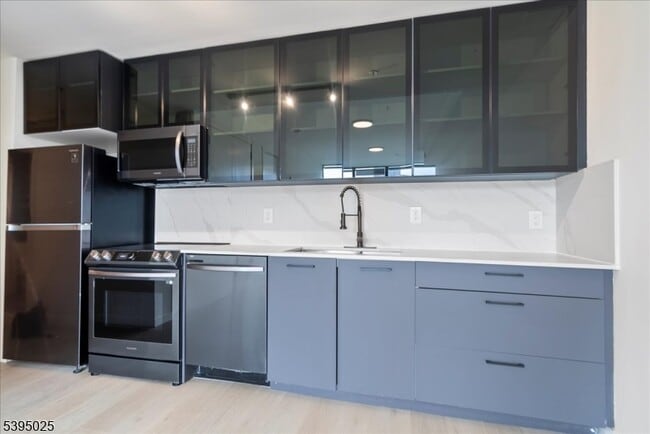 Photo - 258 S Harrison St Unit 2