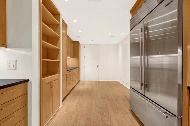 Photo - 680 N Lake Shore Dr