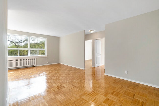 Photo - Princeton Apartments