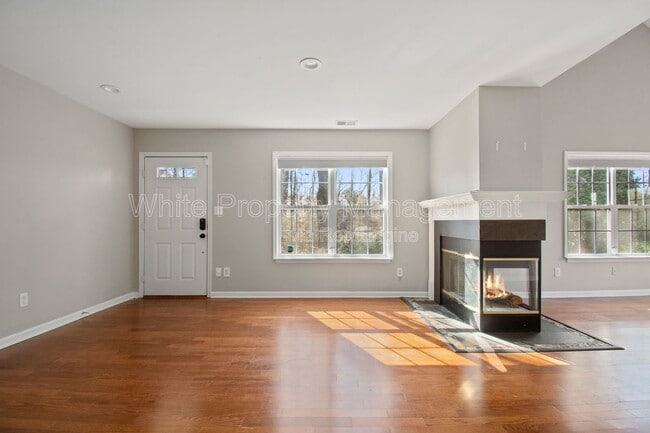 Photo - 8401 Southgate Commons Dr