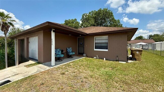 Building Photo - 686 Royalty Ct Rental
