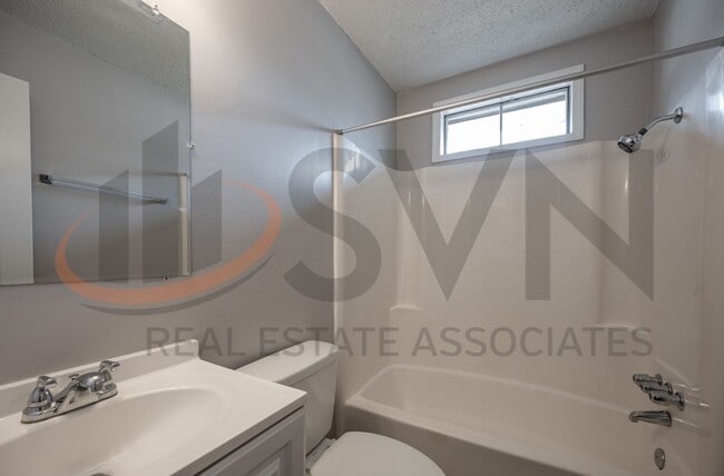 Photo - 910 Fiske St Unit A