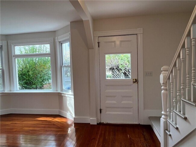 Photo - 109 1/2 Second St