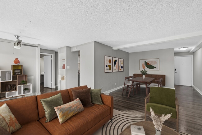 2BR x 2BA with Mountain View Floorplan - Living Room