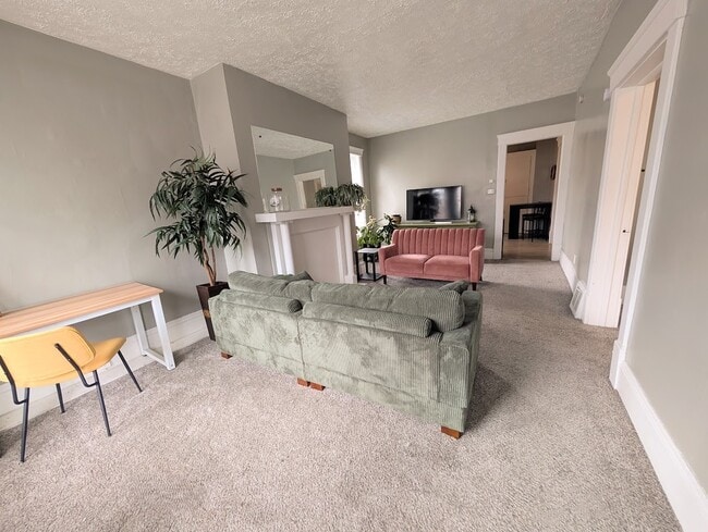 Building Photo - 80 Byers Ave Unit A