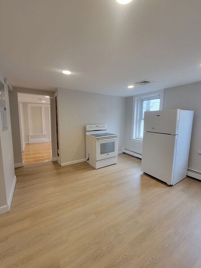 Photo - 15 Broadway-Unit 2 Unit 2