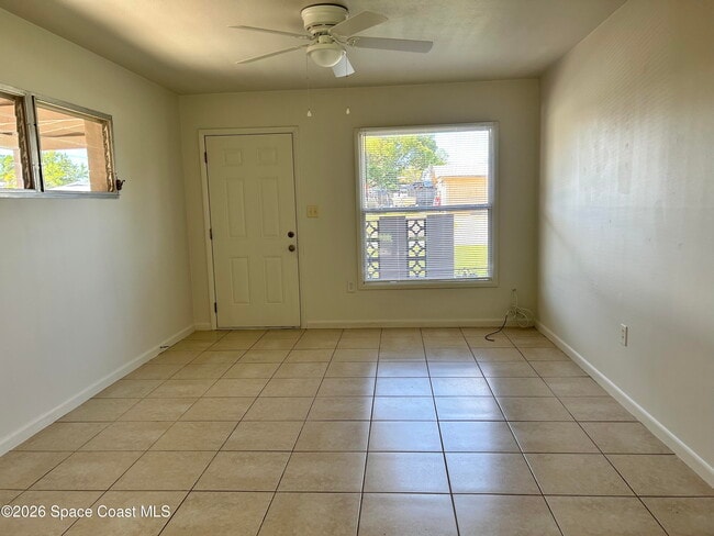 Photo - 3930 Baker Ave