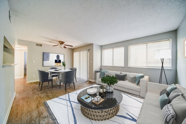 Photo - Foxcroft Apartments