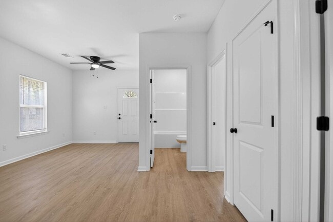 Photo - 2015-2017 Scotty Ct Unit 2017 Scotty Ct