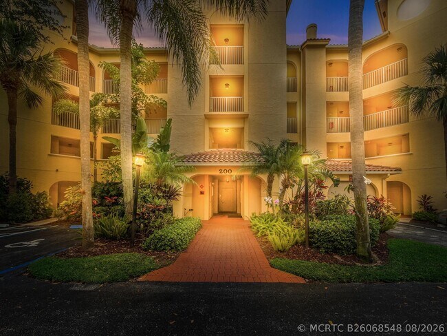 Photo - 200 Uno Lago Dr Unit 405