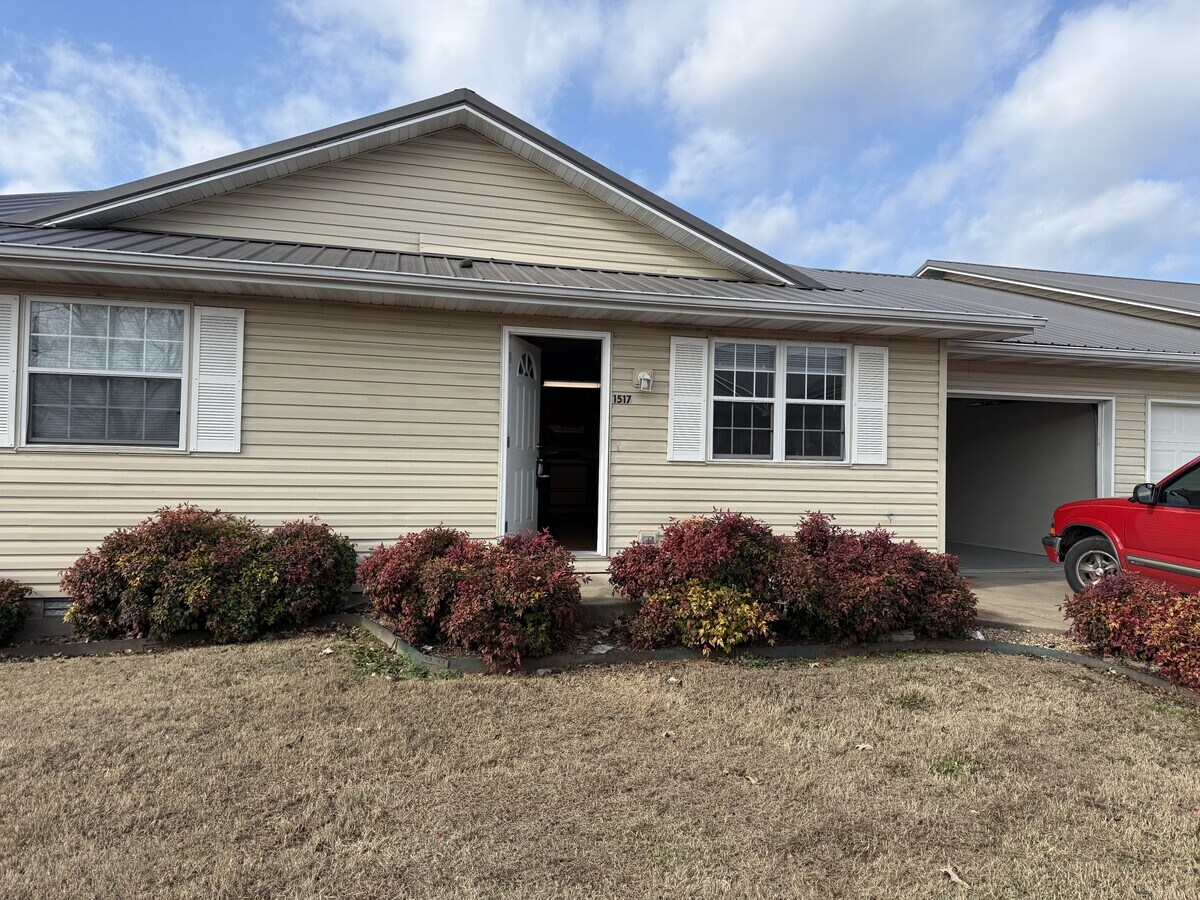 Photo - 1517 Fair Park Cir