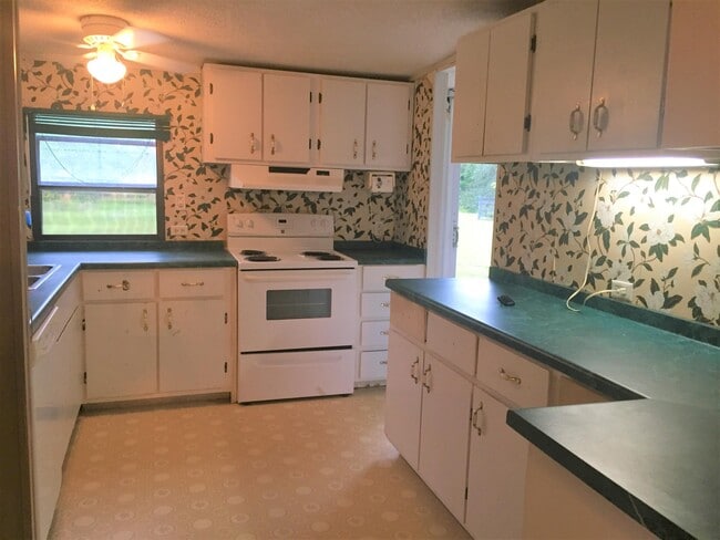 Photo - 8117 Delta Dr