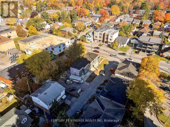 Photo - 598 Kirkwood Ave Unité 4