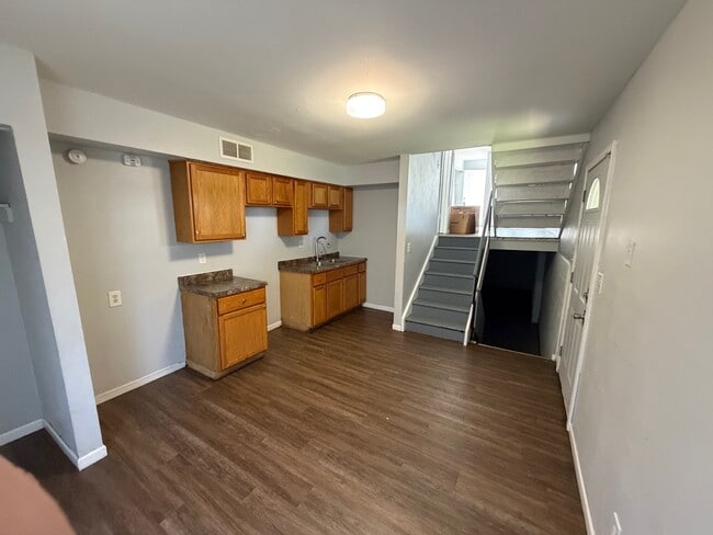 Photo - 8865 N Swan Rd