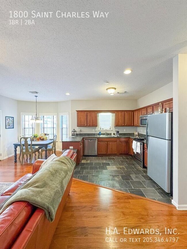 Photo - 1800 St Charles Way